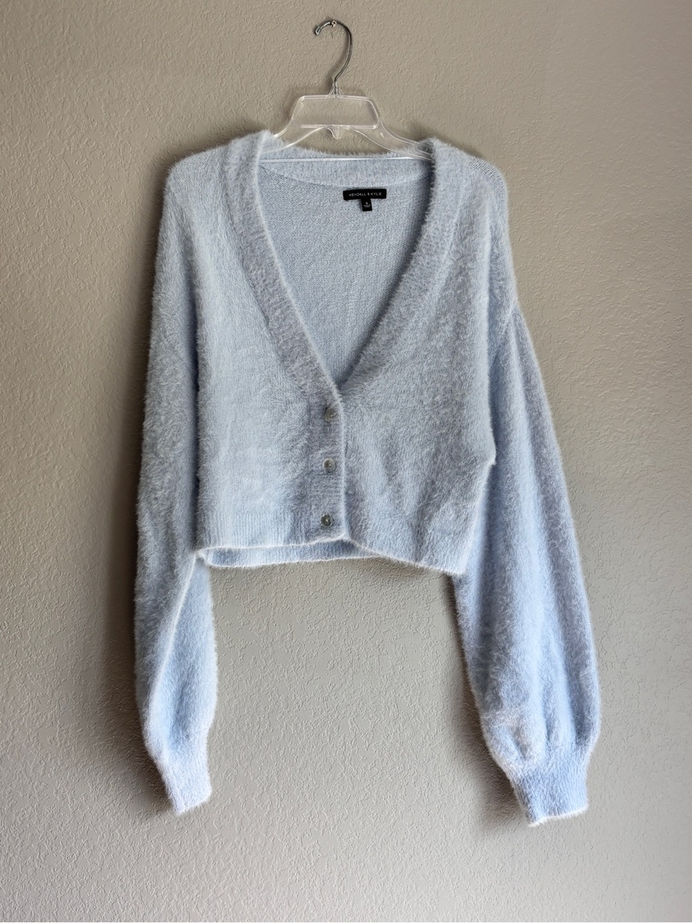Kendall & Kylie Light blue Fuzzy Cropped V-Neck Cardigan women’s S